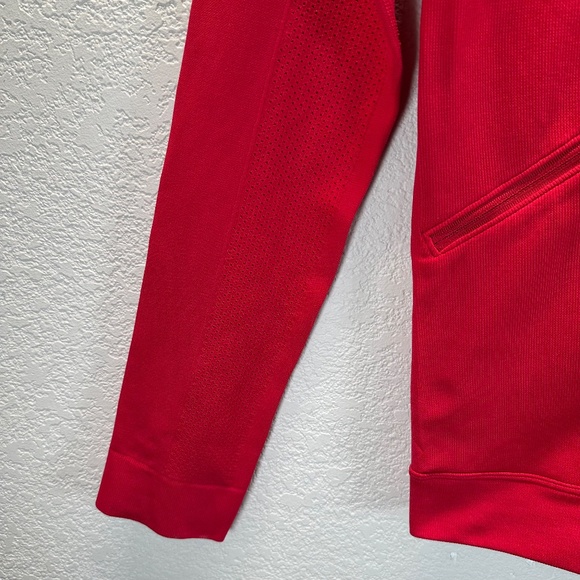 Lululemon Ventilate Hooded Jacket Womens Size 8 Flamenco Red Training Gym Sports - Picture 11 of 16